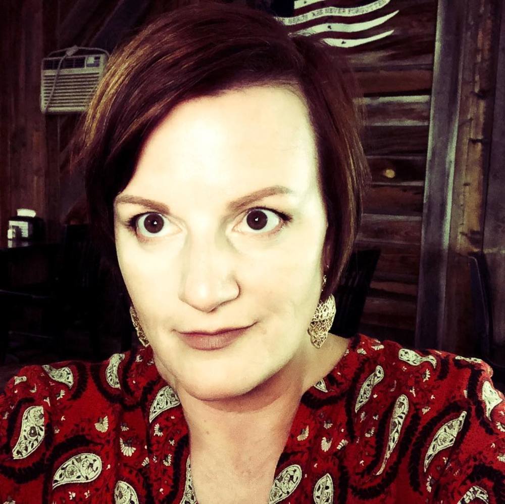 Meet your Posher, Eva